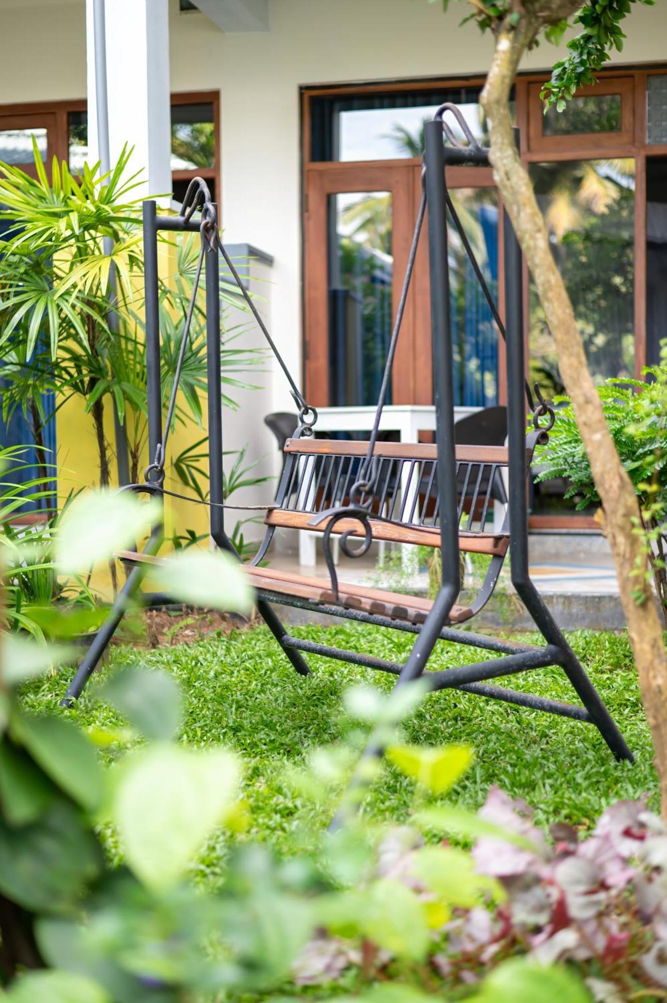 Aaradhya Mirissa Hotel Exterior photo