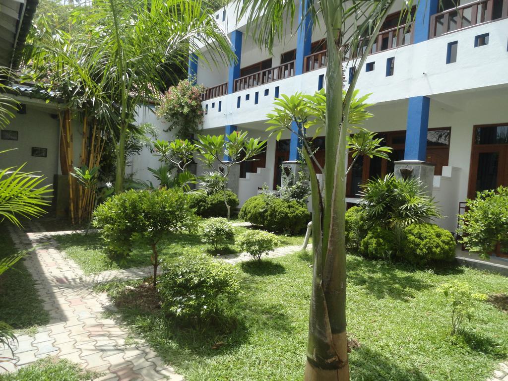 Aaradhya Mirissa Hotel Exterior photo