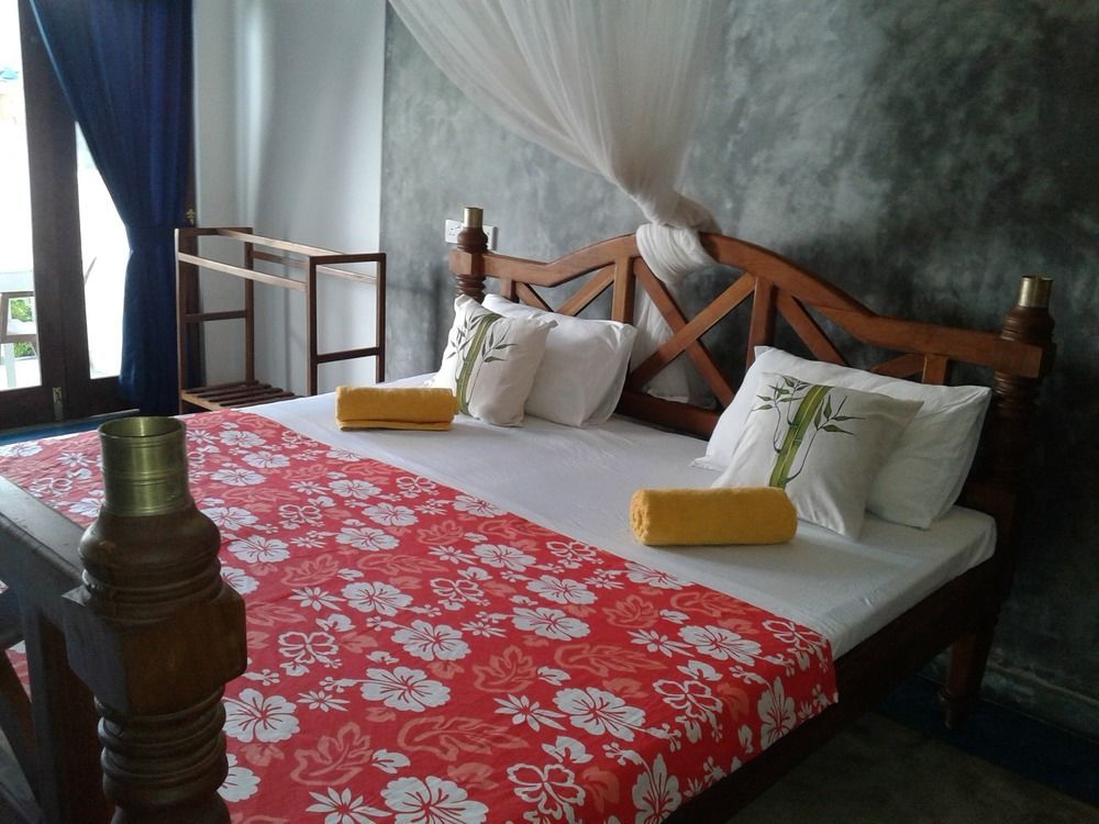 Aaradhya Mirissa Hotel Exterior photo